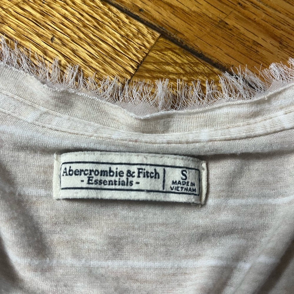Abercrombie & Fitch Beige Striped long sleeve size small